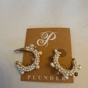 Plunder Gold and White Pearl Cluster Earrings